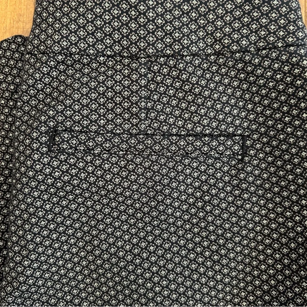 Sonoma | Black Print Ankle Pants EUC - Picture 4 of 9
